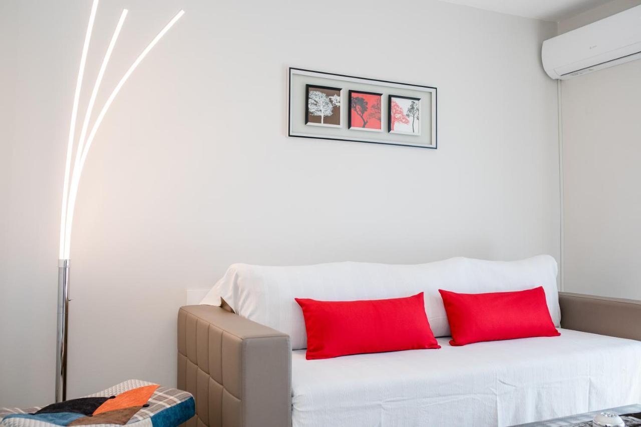 Apartments Luka ราบ ภายนอก รูปภาพ